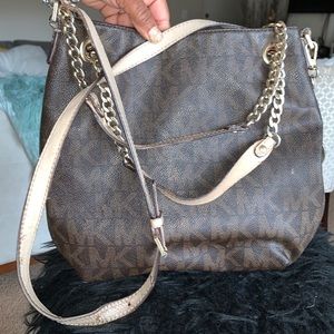 Michael Kors crossbody 👜